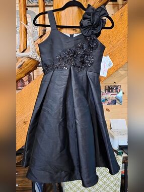 NWT! Bonnie Jean Black Formal Dress with Sequin Floral Appliqué